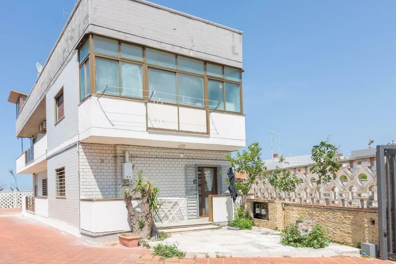 Home Italy Vista Mare Santo Spirito Bari Apartment